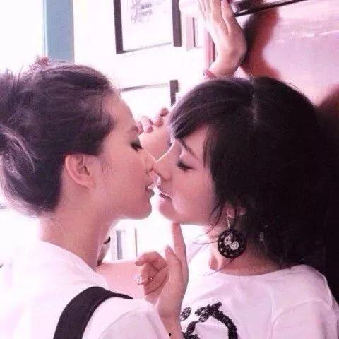 娱乐圈五点钟爆料大瓜,揭秘明星背后的惊人真相！